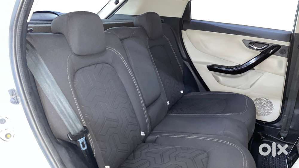 Tata Nexon 1.2 Revotron Xza Plus, 2022, Petrol