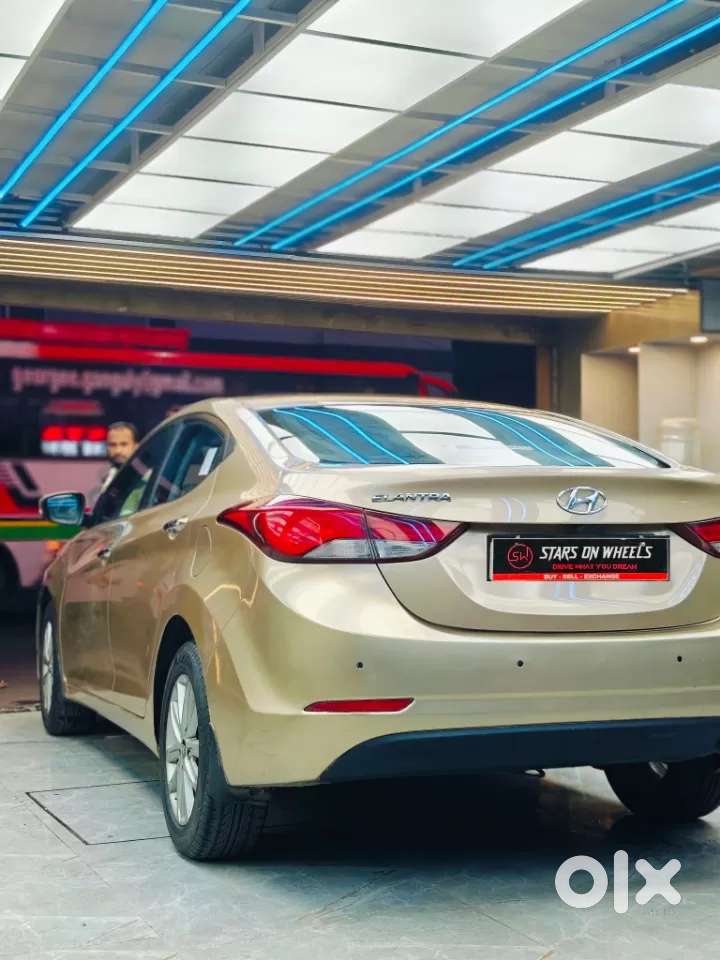Hyundai Elantra 1.8 Sx Mt, 2015, Petrol