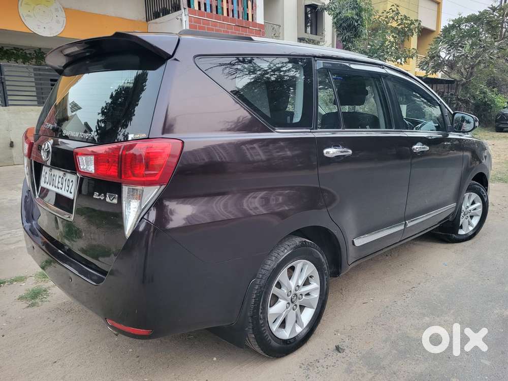 Toyota Innova Crysta 2.4 V, 2017, Diesel