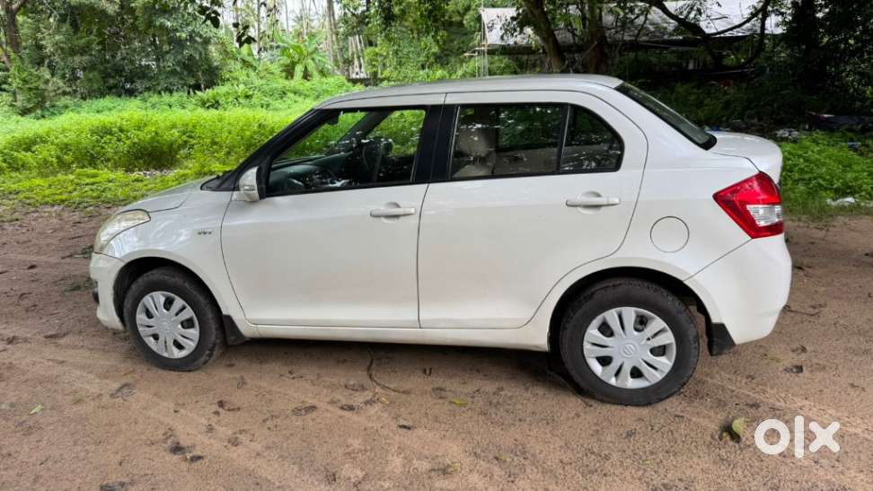 Maruti Suzuki Swift Dzire, 2012, Petrol
