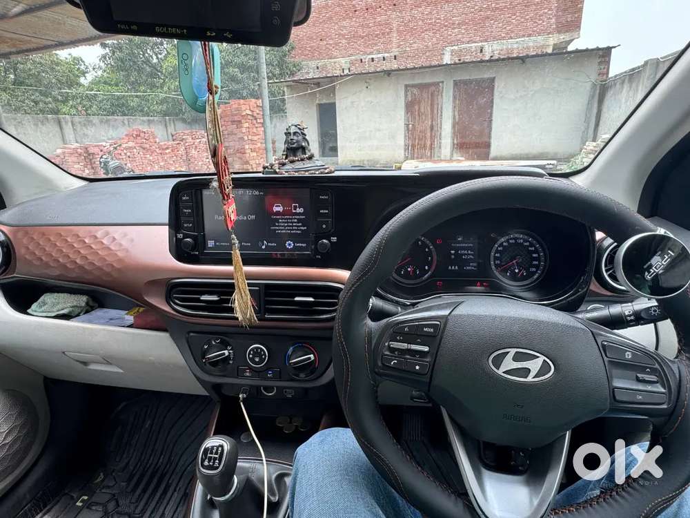 Hyundai Aura Sx 2023