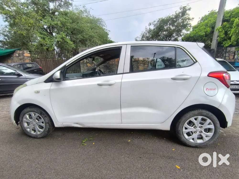 Hyundai Grand I10 2014 Petrol Well Maintained