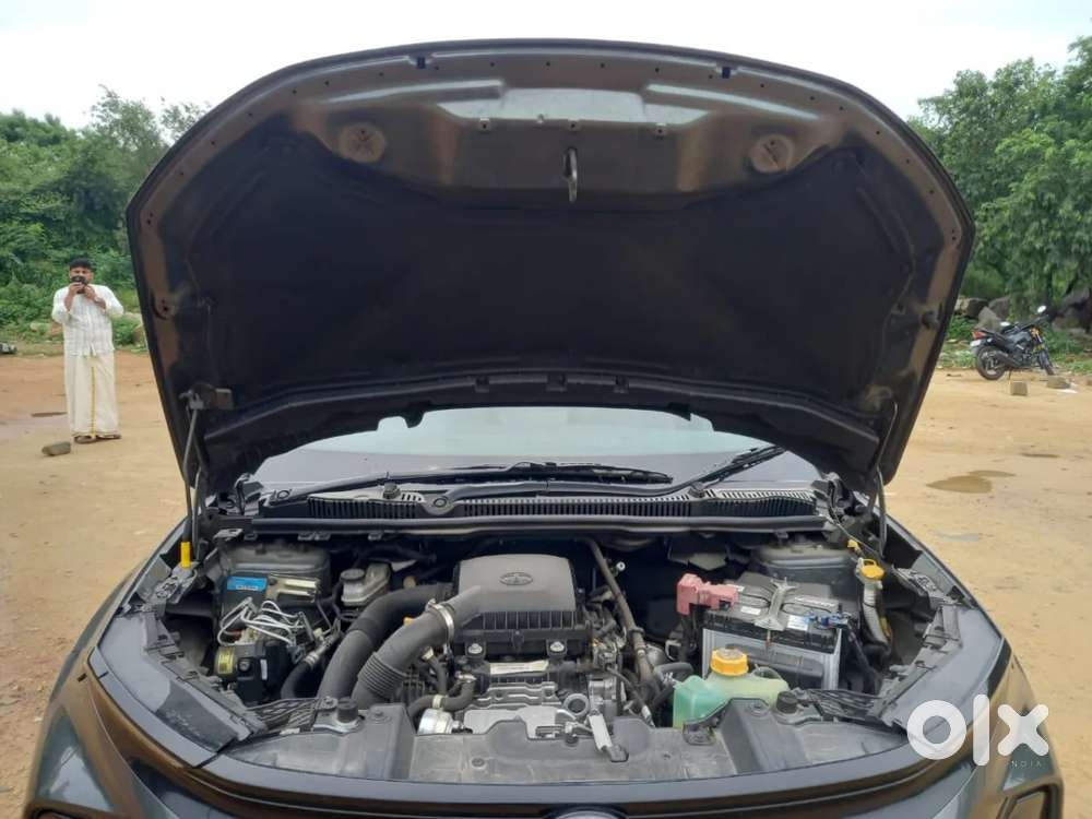 Tata Nexon Creative Plus 1.2 Revotron Petrol 7dca, 2023, Petrol