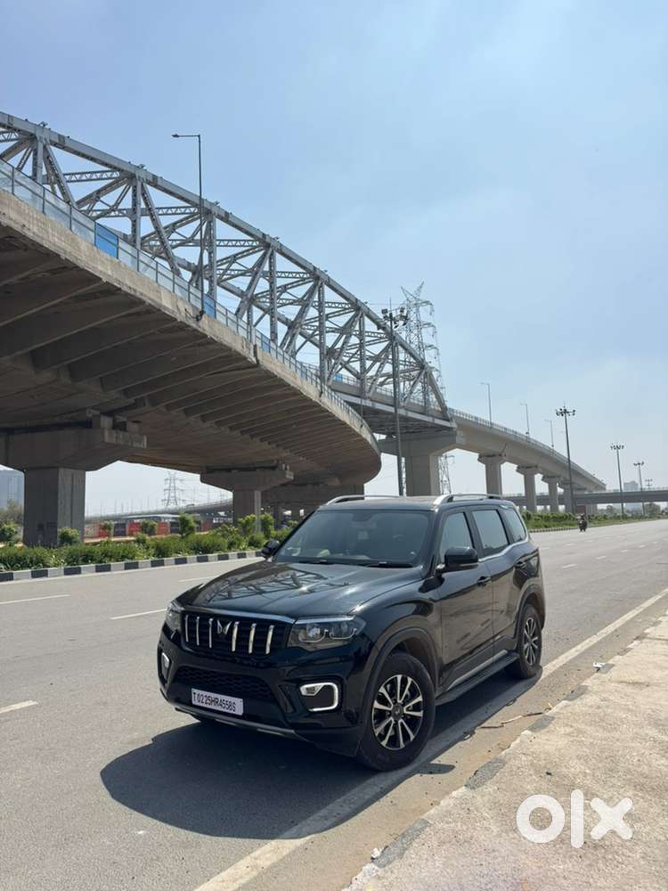 Mahindra Scorpio-n Z8 Select Diesel Manual 2025
