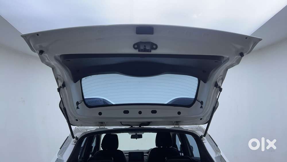 Renault Kiger Rxz Turbo Cvt, 2022, Petrol