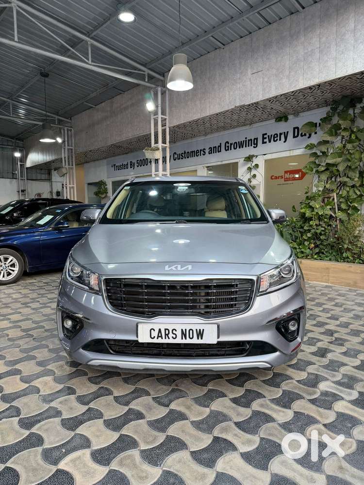 Kia Carnival Premium, 2022, Diesel