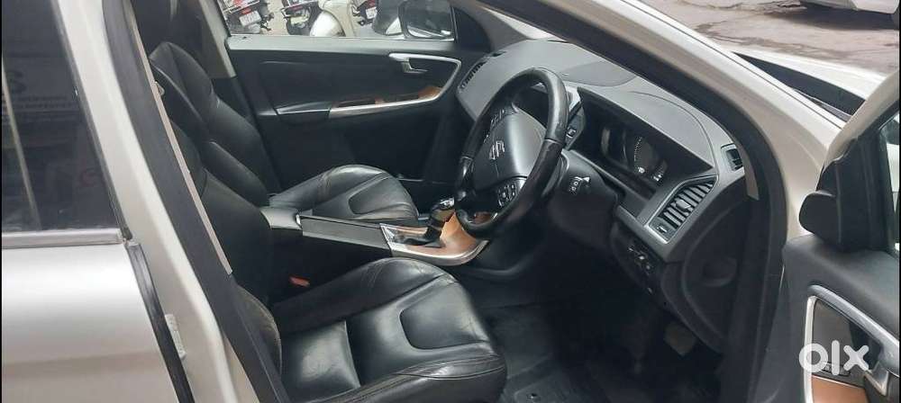 Volvo Xc60 Momentum D4, 2017, Diesel