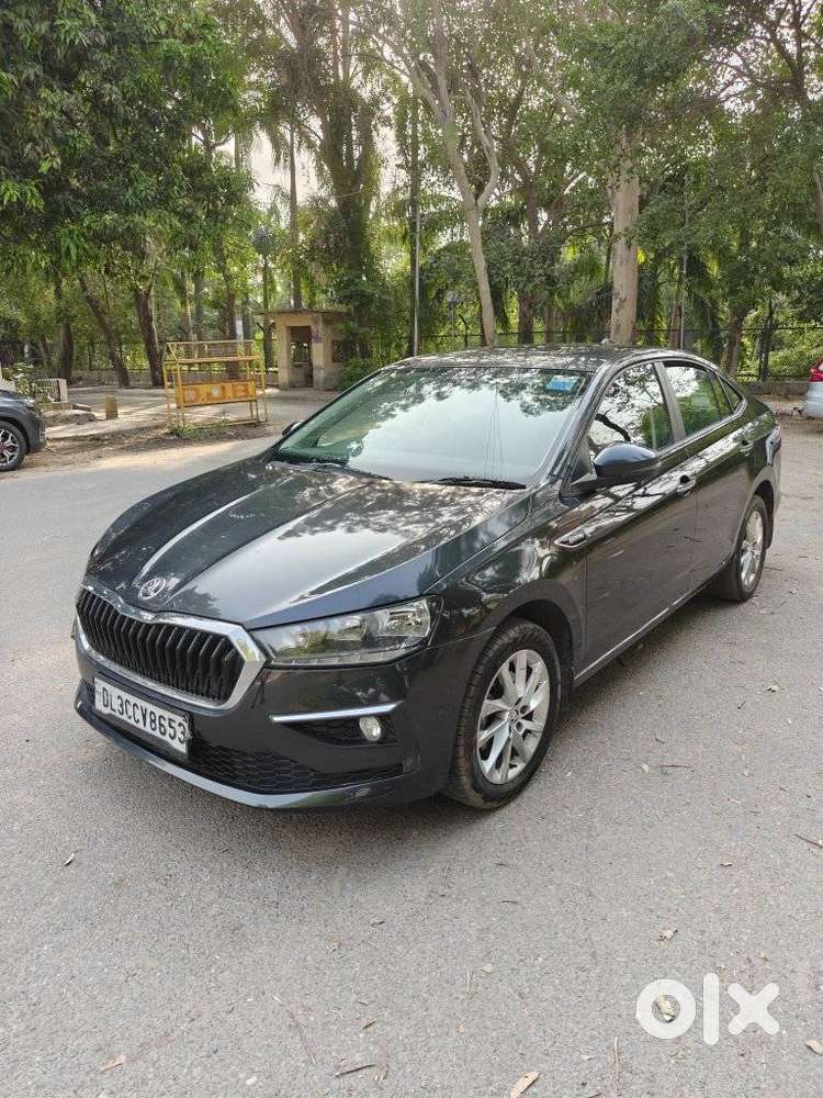 Skoda Slavia 1.0 Ambition Tsi At, 2022, Petrol