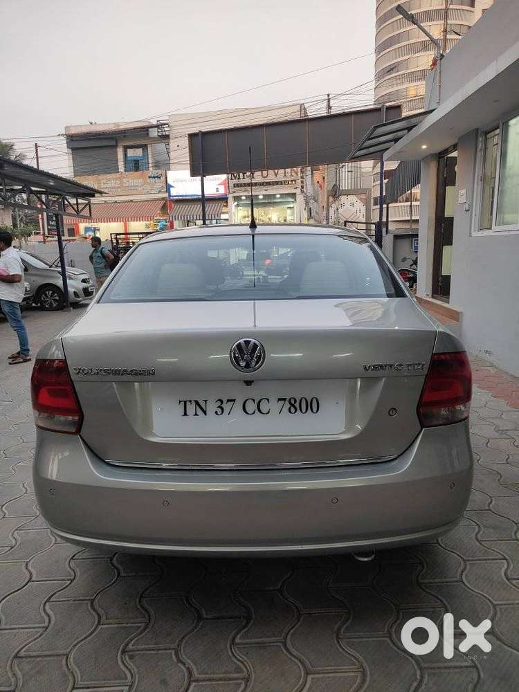 Volkswagen Vento 2010-2013 Diesel Highline, 2013