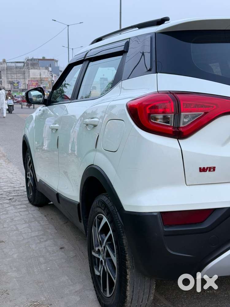 Mahindra Xuv300 Petrol 2023 Top Modal