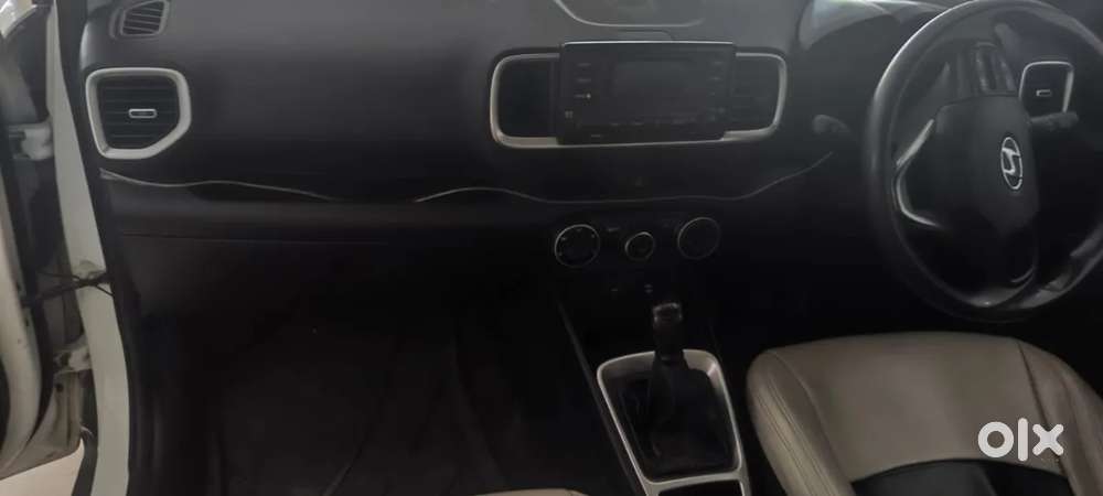 Hyundai Venue S 1.2 Petrol, 2019, Petrol
