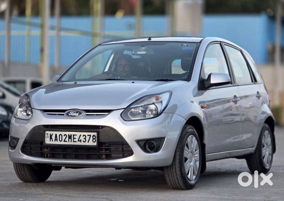 Ford Figo Petrol Titanium, 2010, Petrol