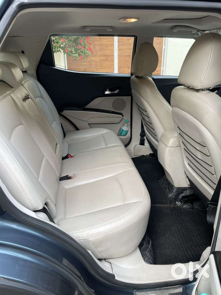 Mahindra Xuv300 W8 Diesel, 2023, Diesel