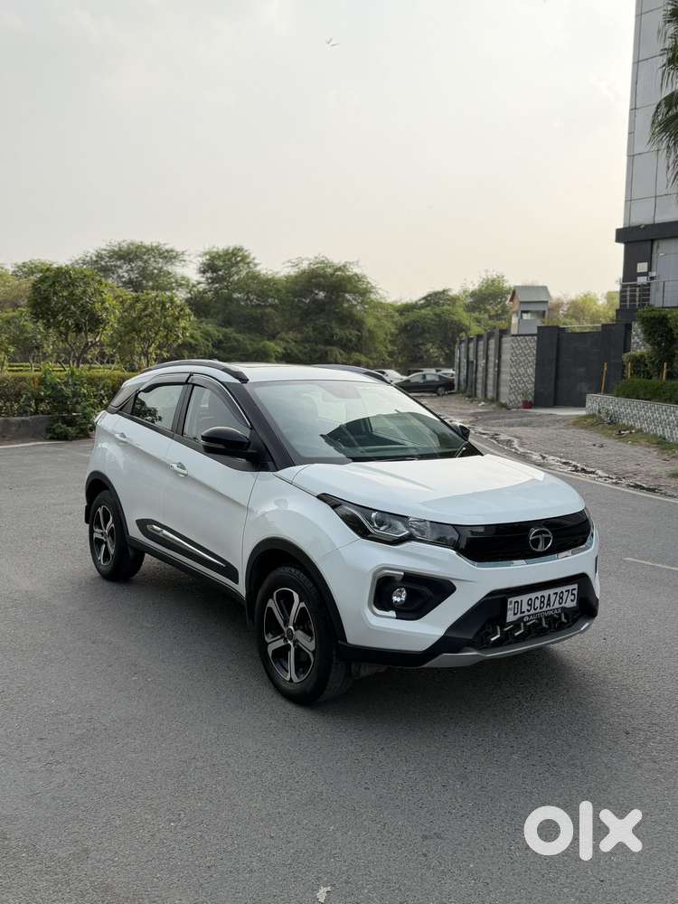 Tata Nexon 1.5 Revotorq Xz Plus Hs Dual Tone, 2023, Petrol