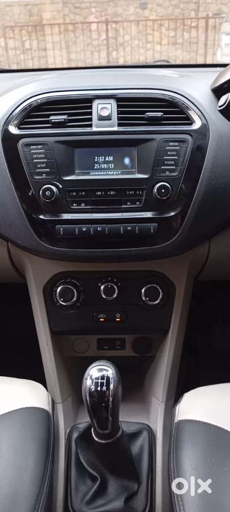 Tata Tiago Xz, 2018, Petrol