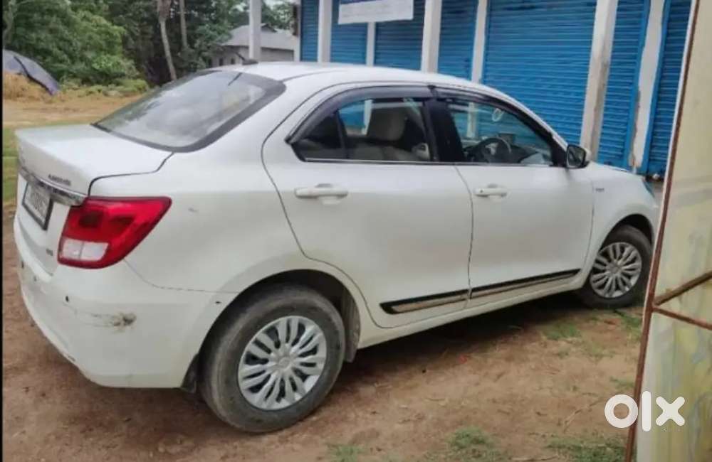 Maruti Suzuki Dzire 2018 Petrol 65000 Km Driven