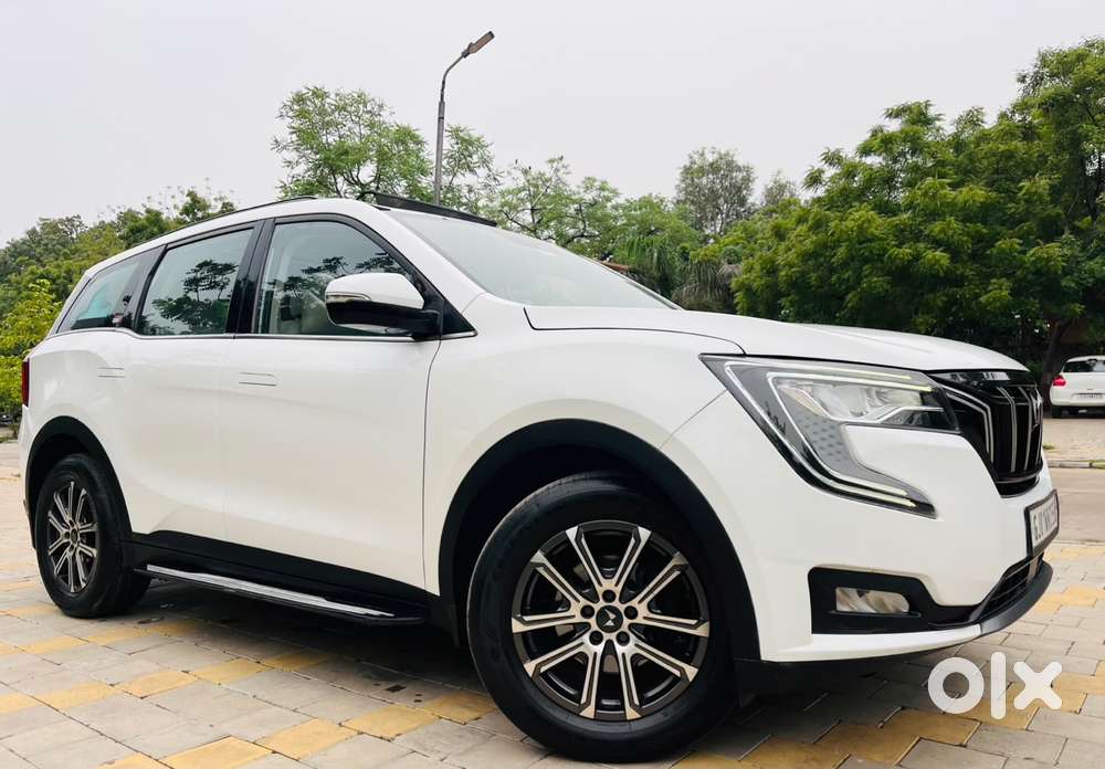 Mahindra Xuv700 2.2 Ax 7 Diesel At Str, 2023, Diesel