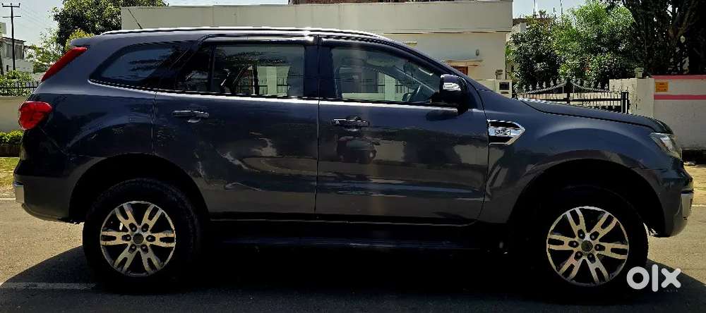 Ford Endeavour 2016 Diesel Well Maintained