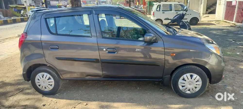Alto 800  Pure Petrol  And File Par Dena H