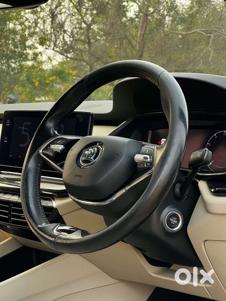 Skoda Octavia 2.0 Style Tsi At, 2021, Petrol