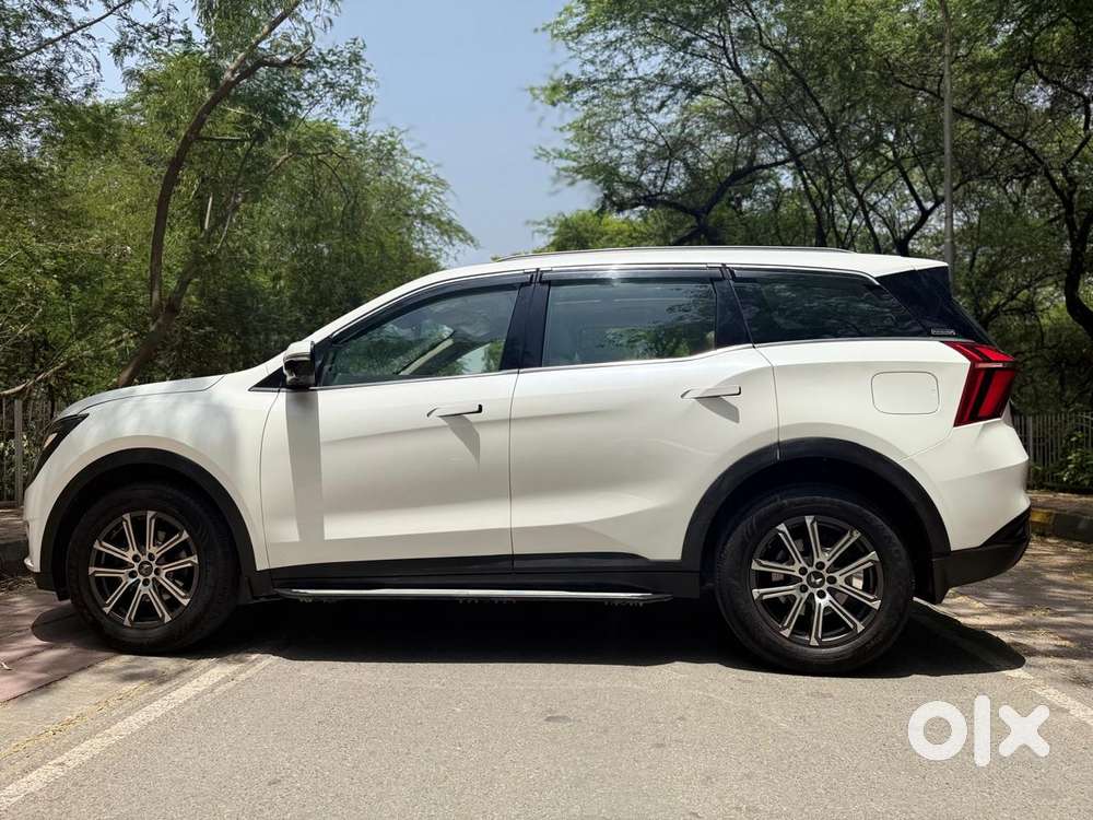 Mahindra Xuv700 2.0 Ax 7 Petrol At Luxury Pack Str, 2023, Petrol