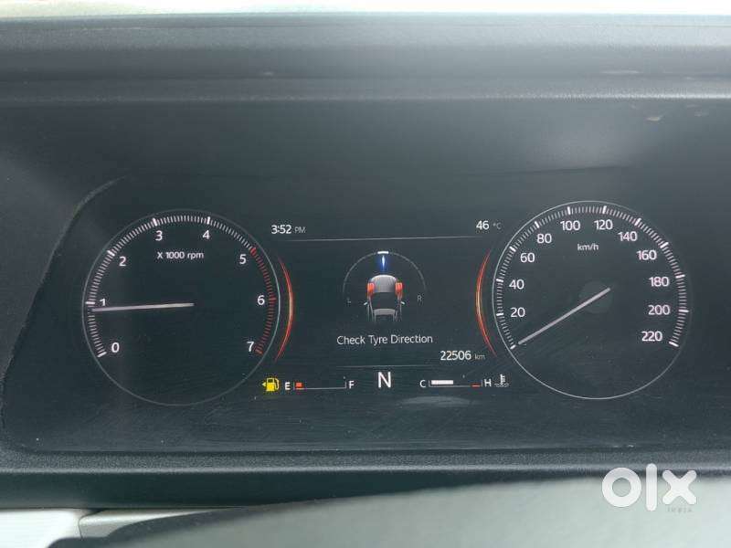 Mahindra Xuv700 Mx Diesel Mt 5 Str (e), 2023, Diesel