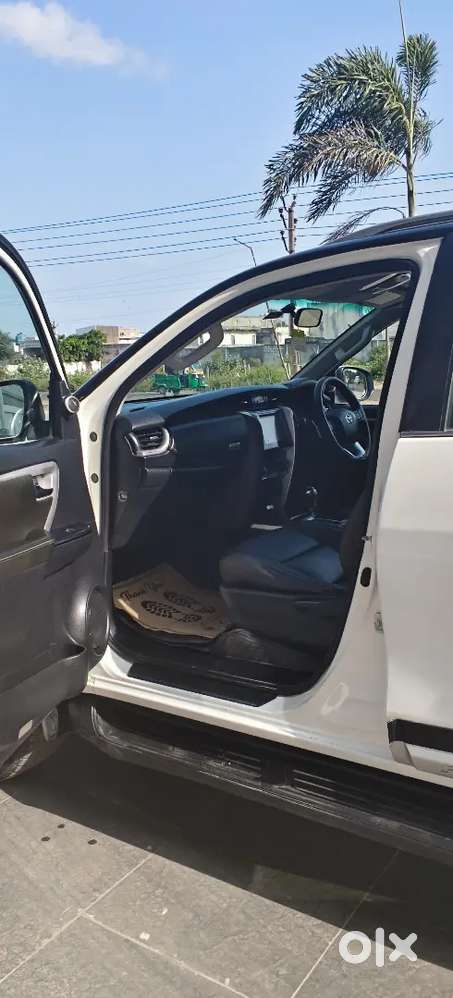 Toyota Fortuner Legender 2017