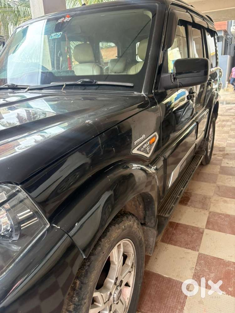 Mahindra Scorpio Diesel 2015