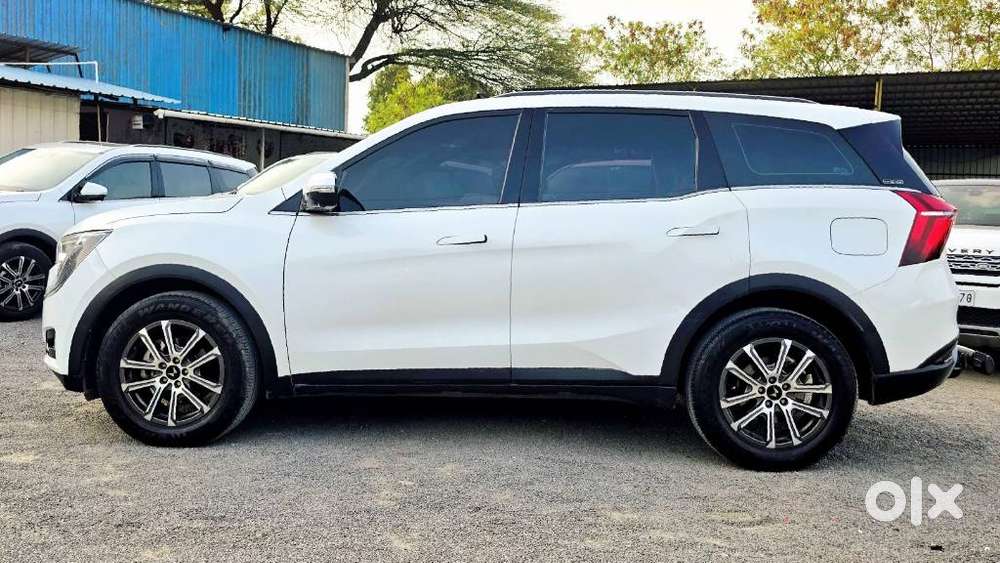 Mahindra Xuv700 2.2 Ax 7 Diesel Mt Luxury Pack Str, 2024, Diesel