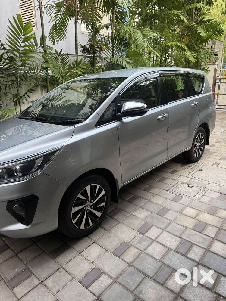 Toyota Innova Crysta 2.4 Z 7 Str, 2022, Diesel