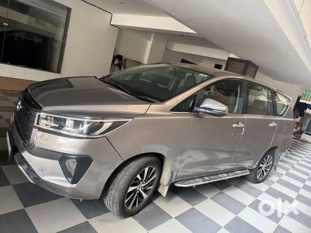 Toyota Innova Crysta 2023 Diesel At
