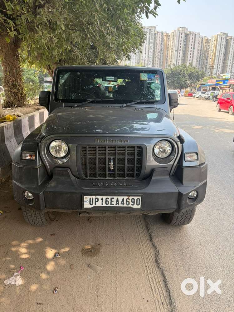 Mahindra Thar Petrol 2023