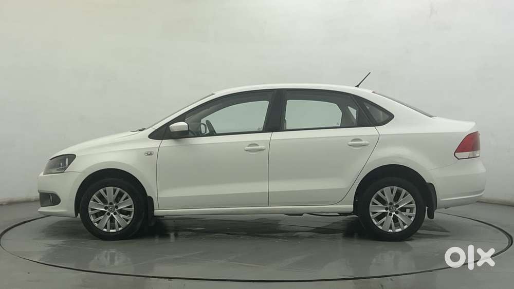 Volkswagen Vento 2010-2013 Petrol Highline, 2015, Petrol