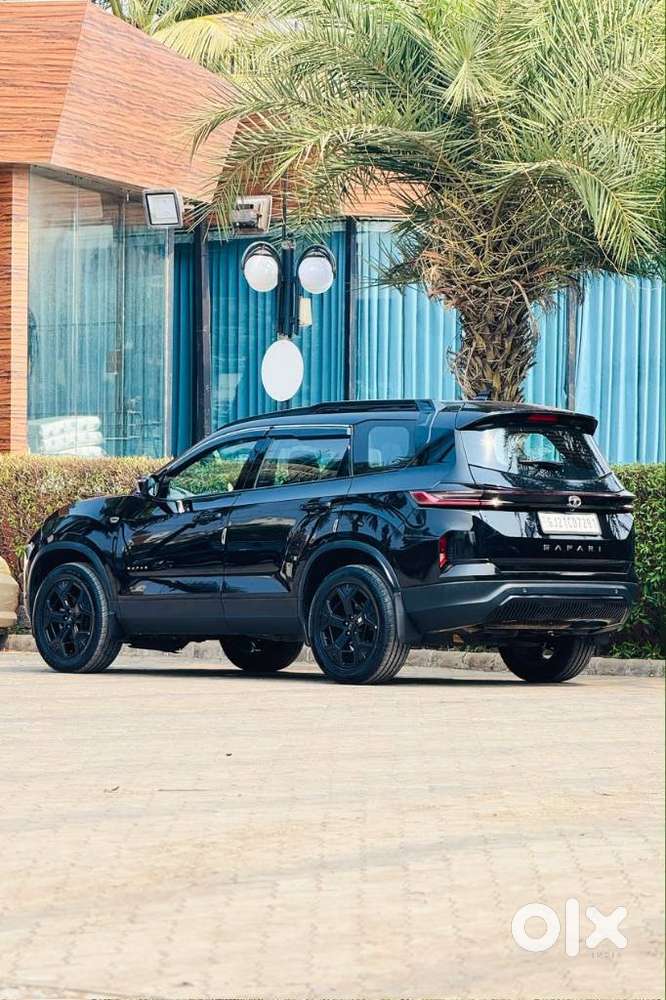Tata Safari Adventure Plus Dark Edition, 2023, Diesel
