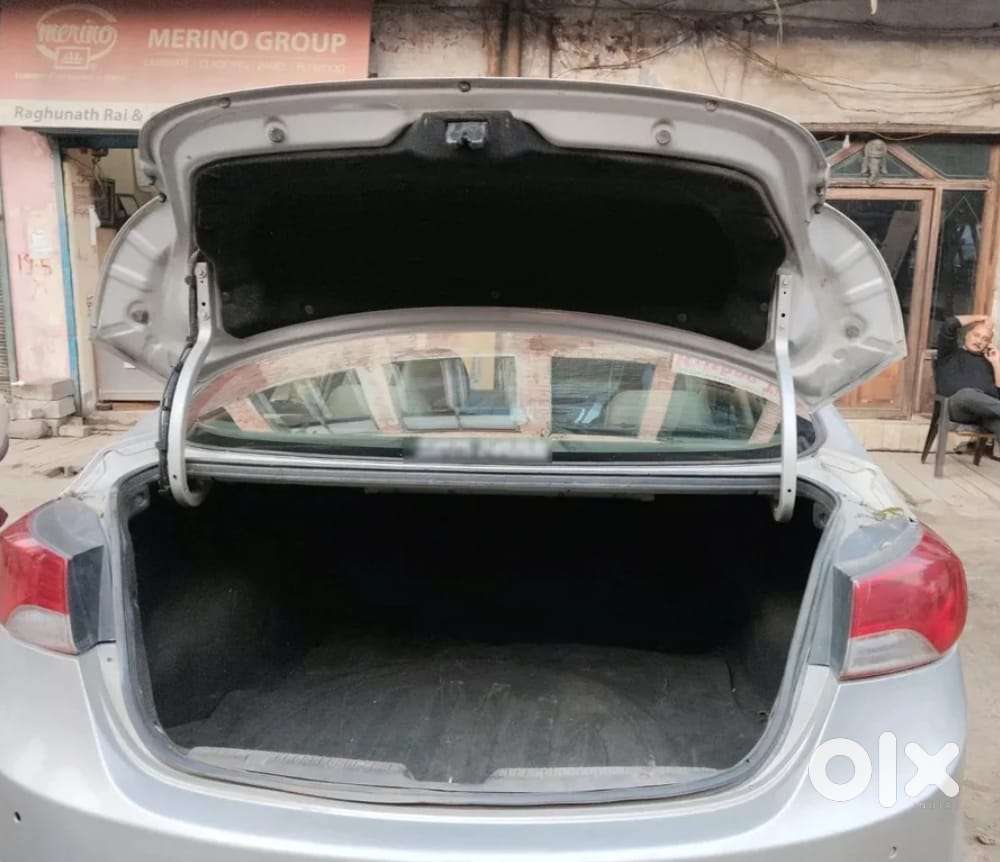 Hyundai Elantra 1.6 Sx, 2013, Petrol