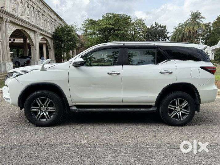 Toyota Fortuner 4x2 Mt 2.8 Diesel, 2023, Diesel