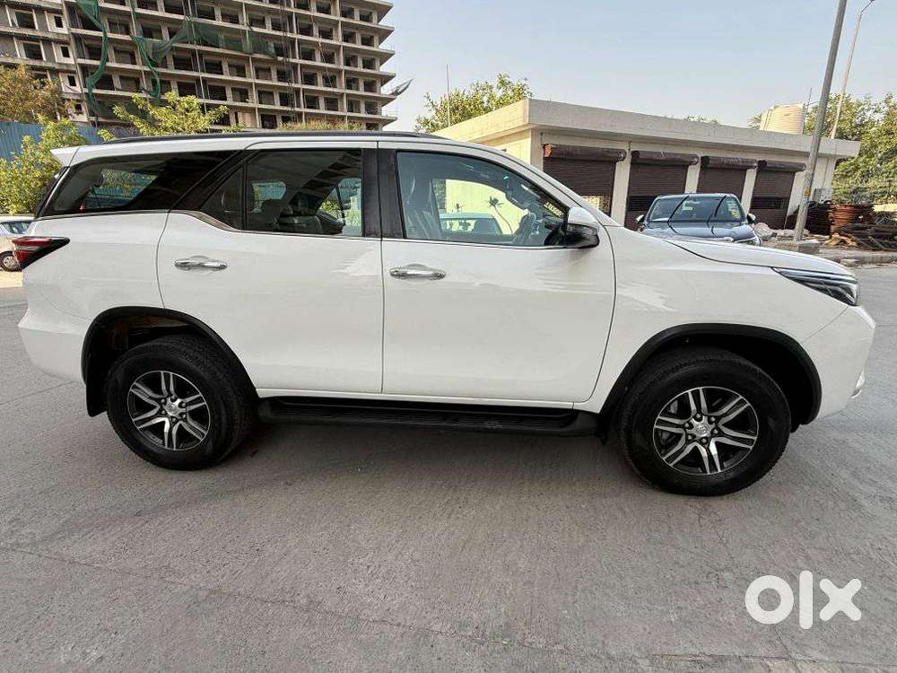 Toyota Fortuner 4x2 Mt 2.8 Diesel, 2023, Diesel