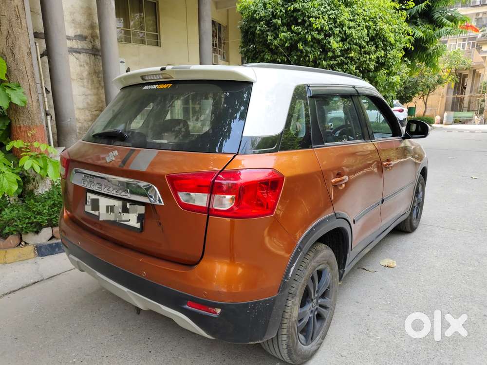 Maruti Suzuki Brezza Zdi+ Dual Tone, 2018, Diesel