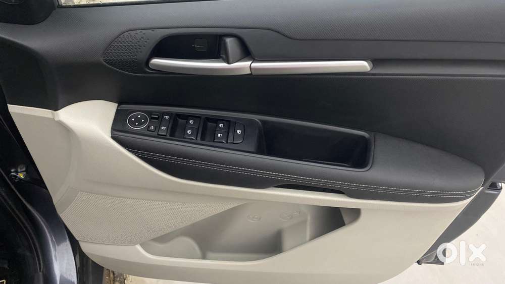 Kia Sonet Htx D, 2023, Petrol