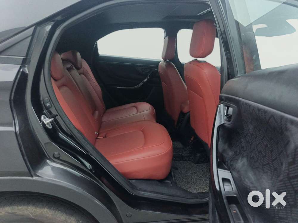 Tata Nexon 1.5 Revotorq Xza Plus Luxs Red Dark Edition Amt, 2023, Di..