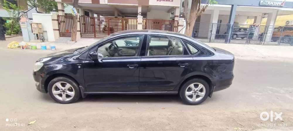 Skoda Rapid 1.6 Mpi At Elegance, 2013, Petrol