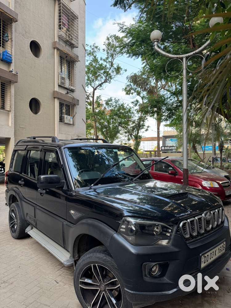 Mahindra Scorpio Classic 2018 Diesel Manual