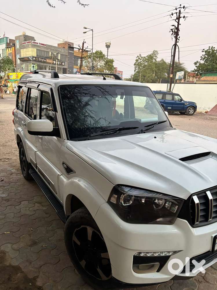 Mahindra Scorpio Classic 2018