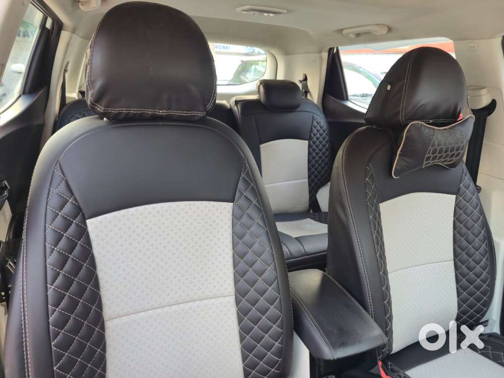 Mahindra Xuv 3xo Ax5 Pm Mt, 2023, Petrol