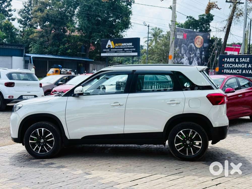 Toyota Urban Cruiser 1.5 Premium Grade Dual Tone Mt, 2022, Petrol