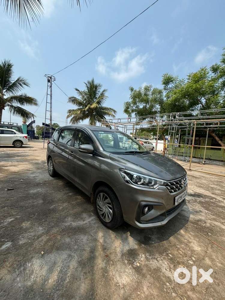 Maruti Suzuki Ertiga 2023 Petrol 125000 Km Driven