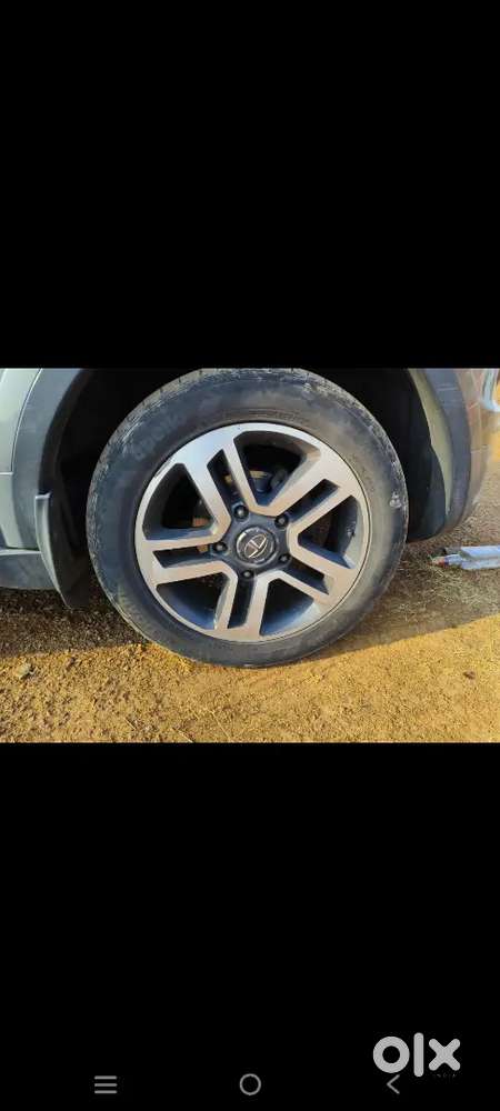 Tata Hexa 2017 Diesel Well Maintained