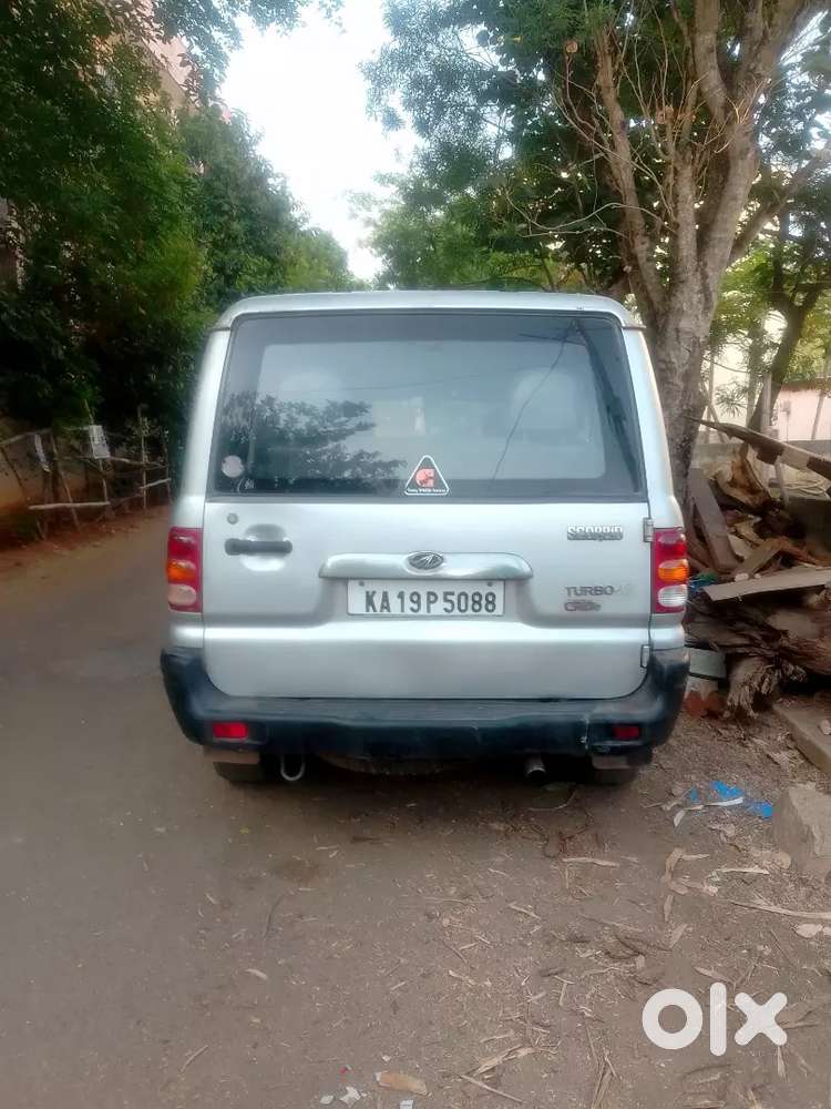 Mahindra Scorpio Classic 2005