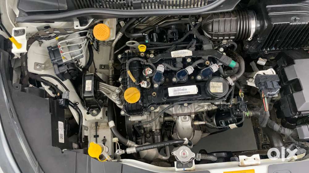 Tata Altroz Xz, 2021, Petrol