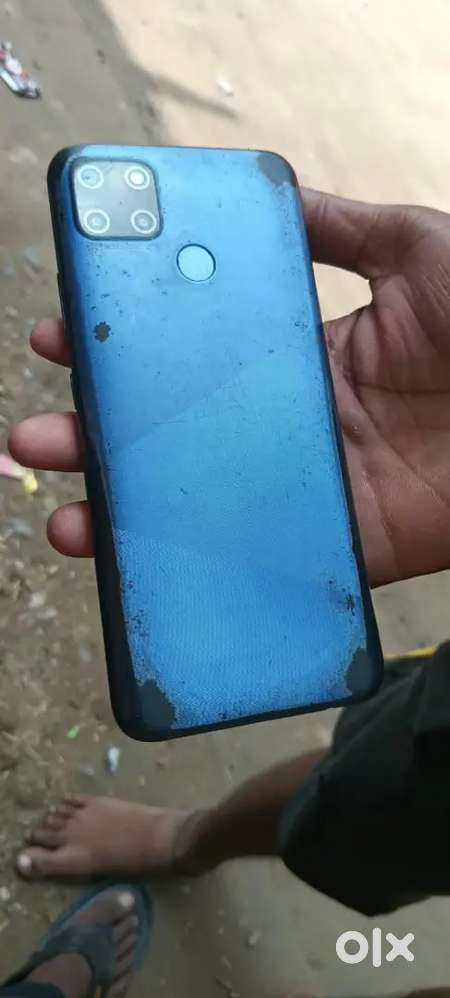 Realme c12 32/3 with bill box charger hai